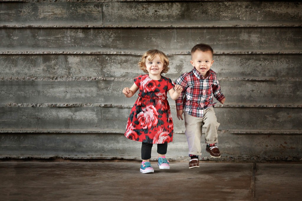 Toddler twins photography in Scottsdale, AZ at DC Ranch Marketplace