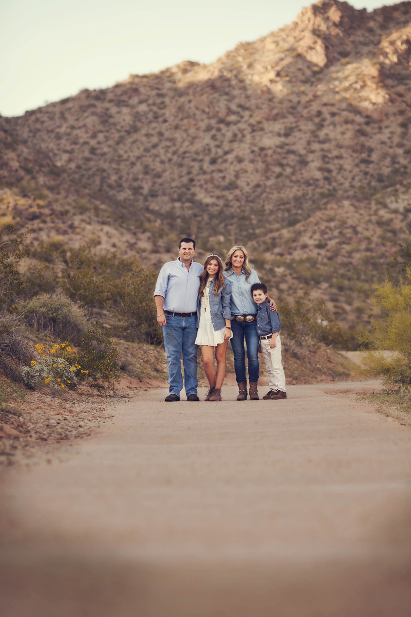 Phoenix family photography in Ahwatukee mountains
