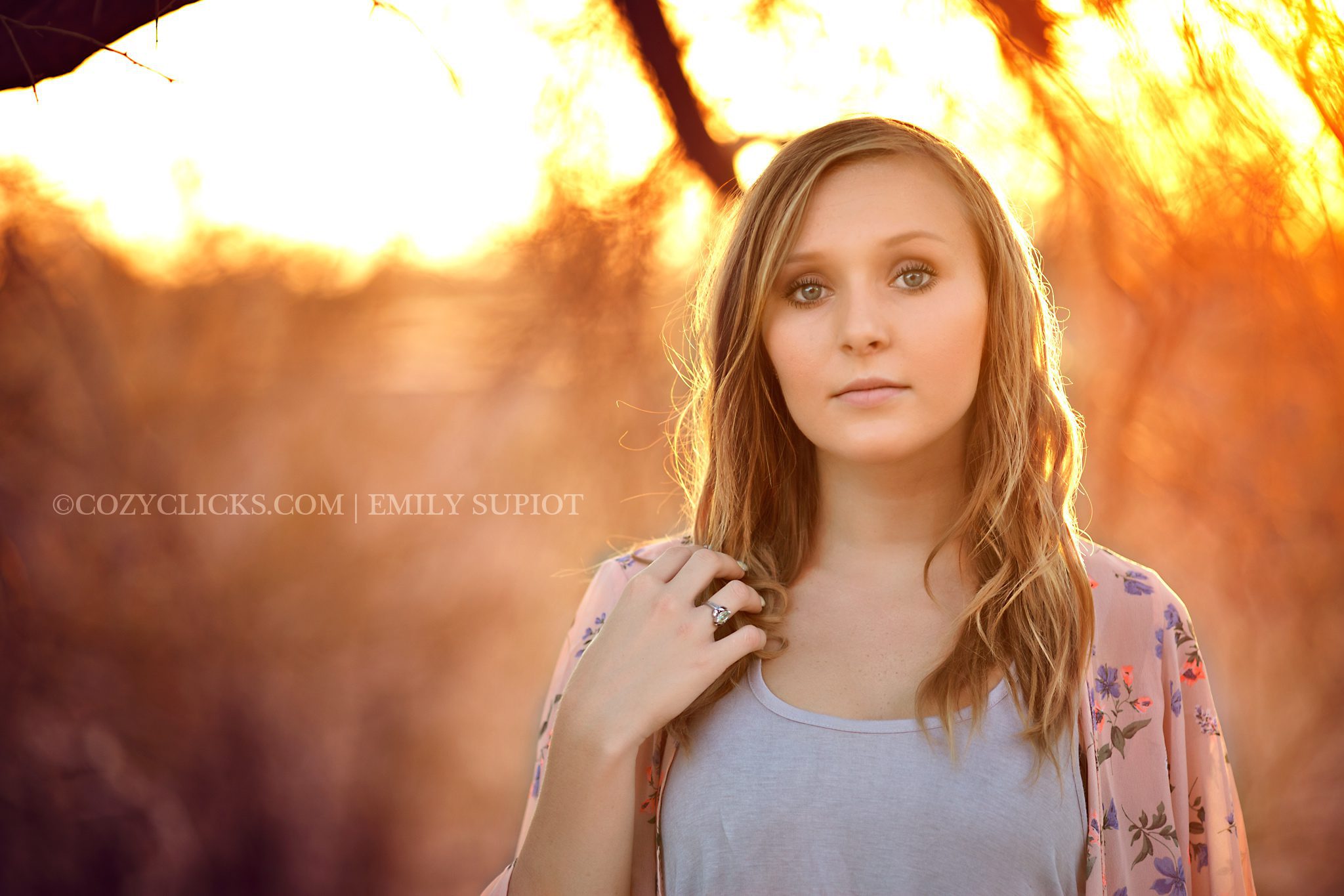 High School senior portraits in Phoenix, Ahwatuke, Chandler, Scottsdale Desert Landscape senior pictures at Papago Park