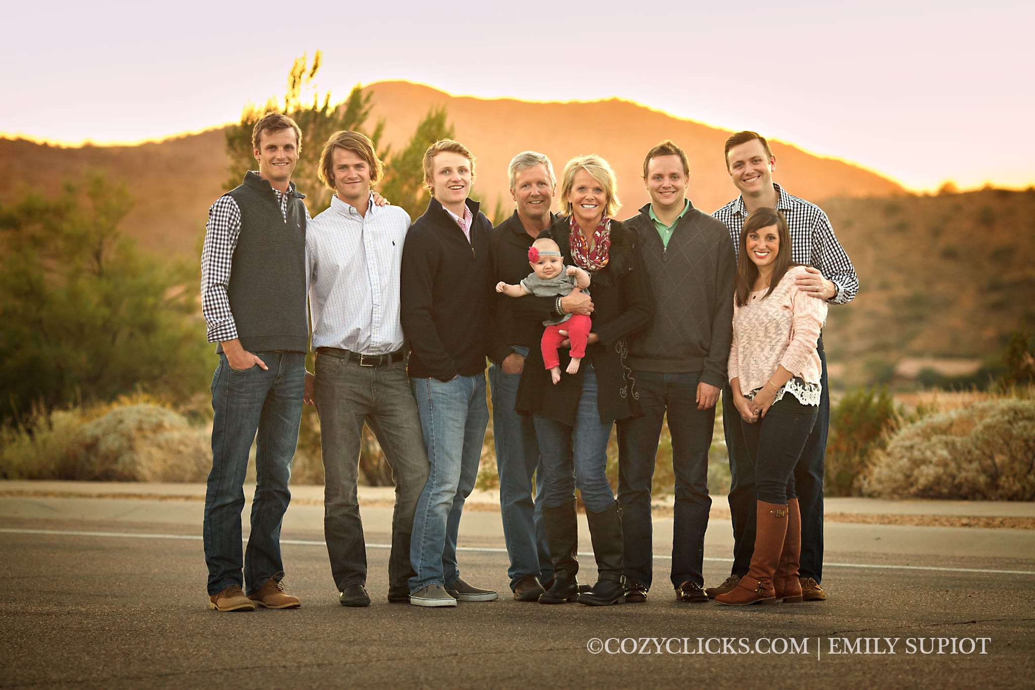 Family photography with mountain backgrounds in Phoenix and Ahwayukee