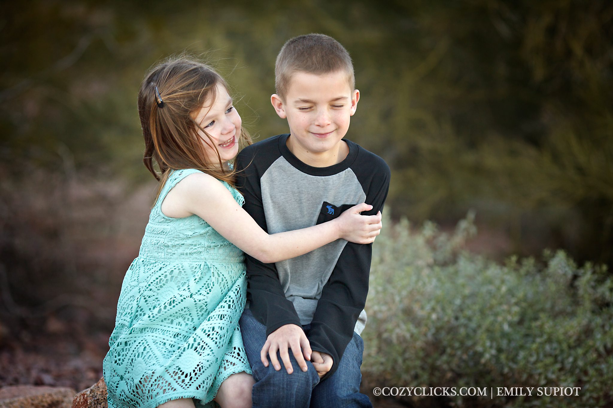 Siblings photography  Having fun in Phoenix Arizona at Papago park