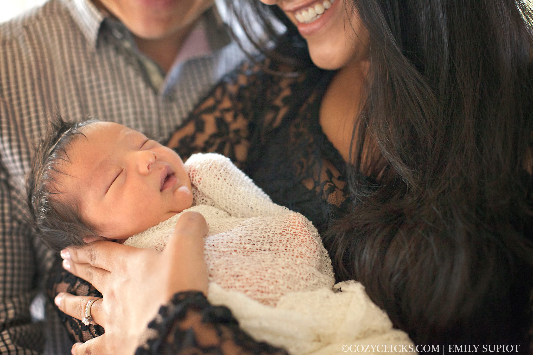 Family photography in Ahwatukee and Phoenix with newborn