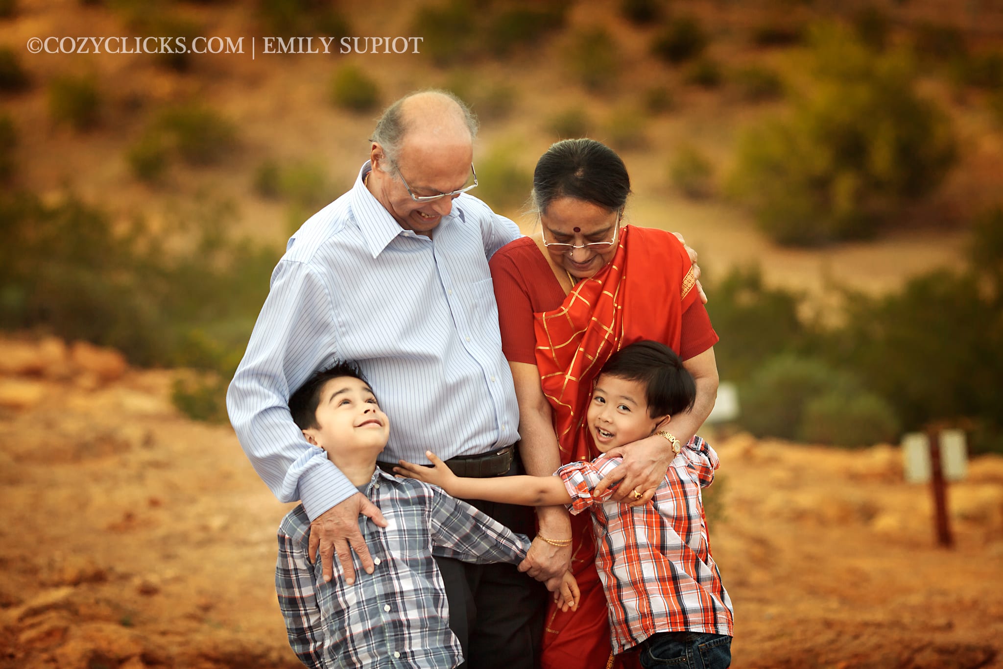 Grandparents and grandchildren family photography in Scottsdale Arizona