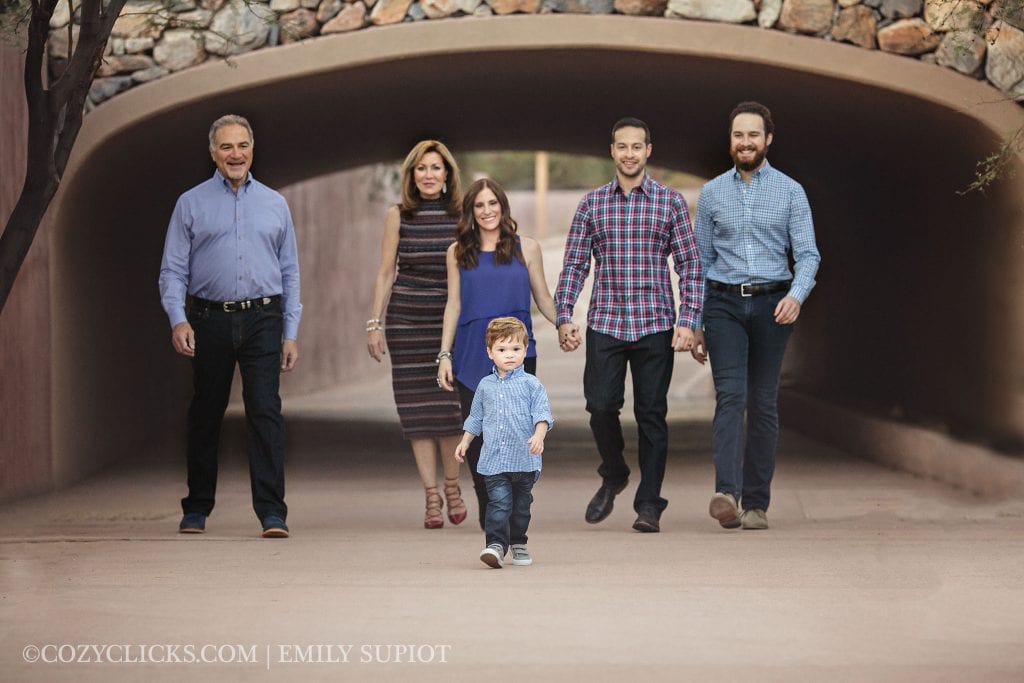 Extnede family photogrpahy session at DC Ranch in Scottsdale