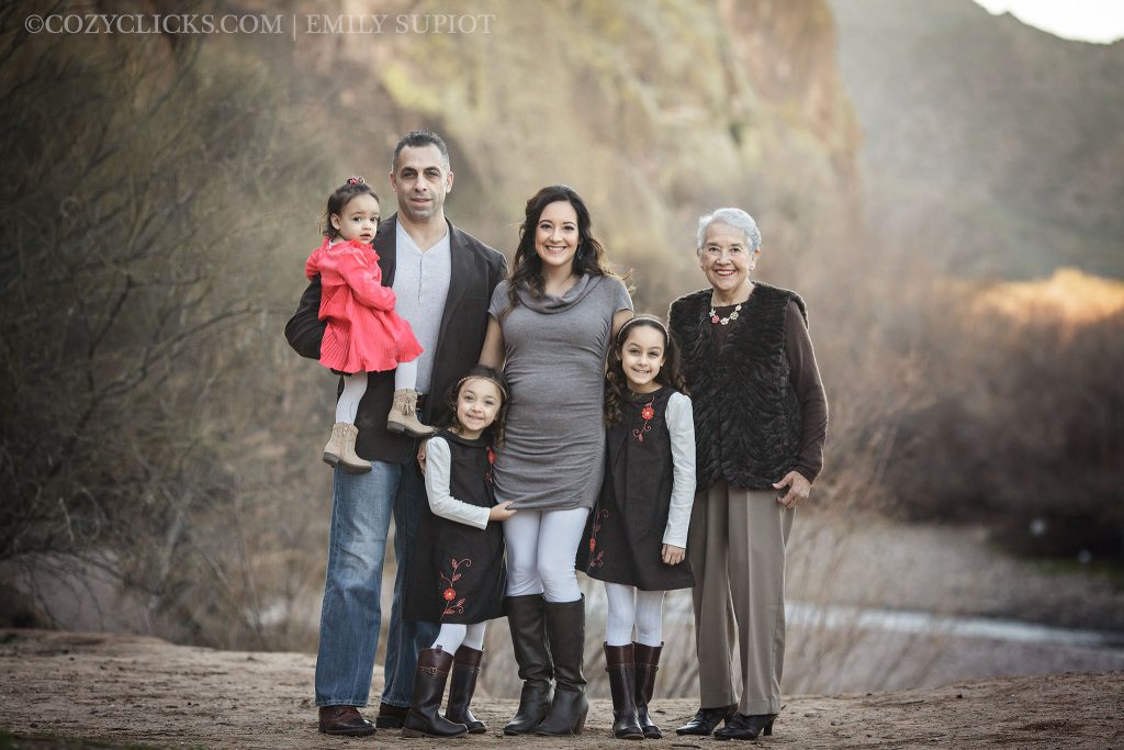 simple posing tips for large family pictures How To Pose Large Families for Portraits