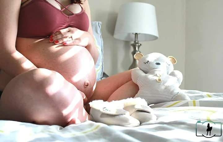 maternity photography natural light set up