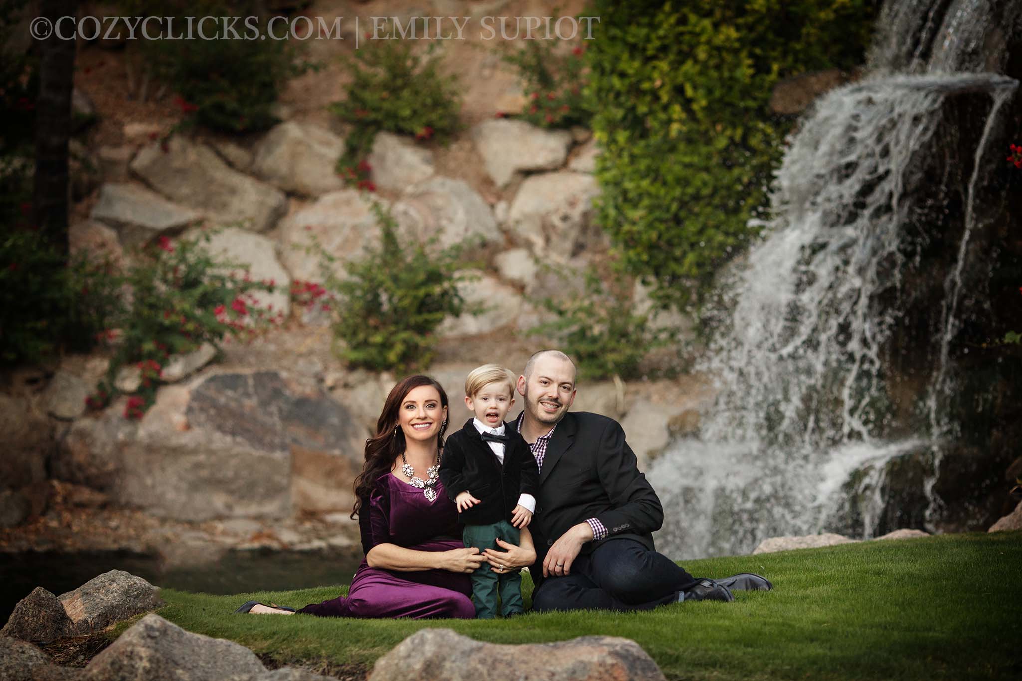 Maternity family photography at the Phoenician resort
