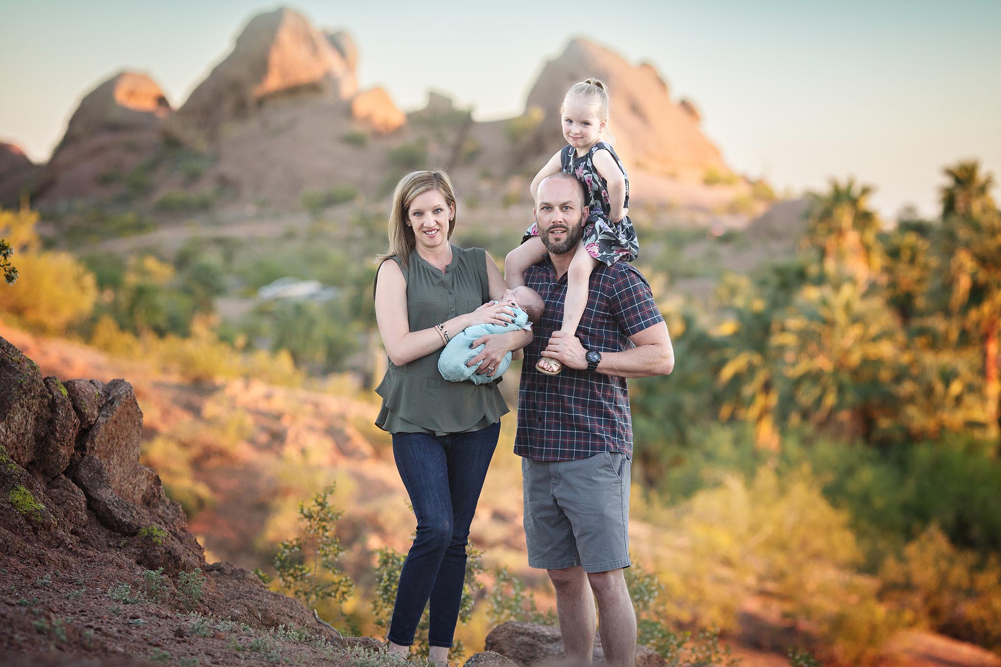 Family newborn photo taken at Papgo Park by the mountians