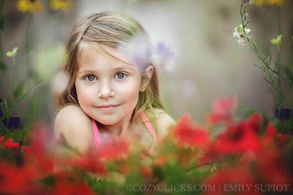 use catchlights in your portraits to create dimension. Beautiful Child portrait taken in Phoniex