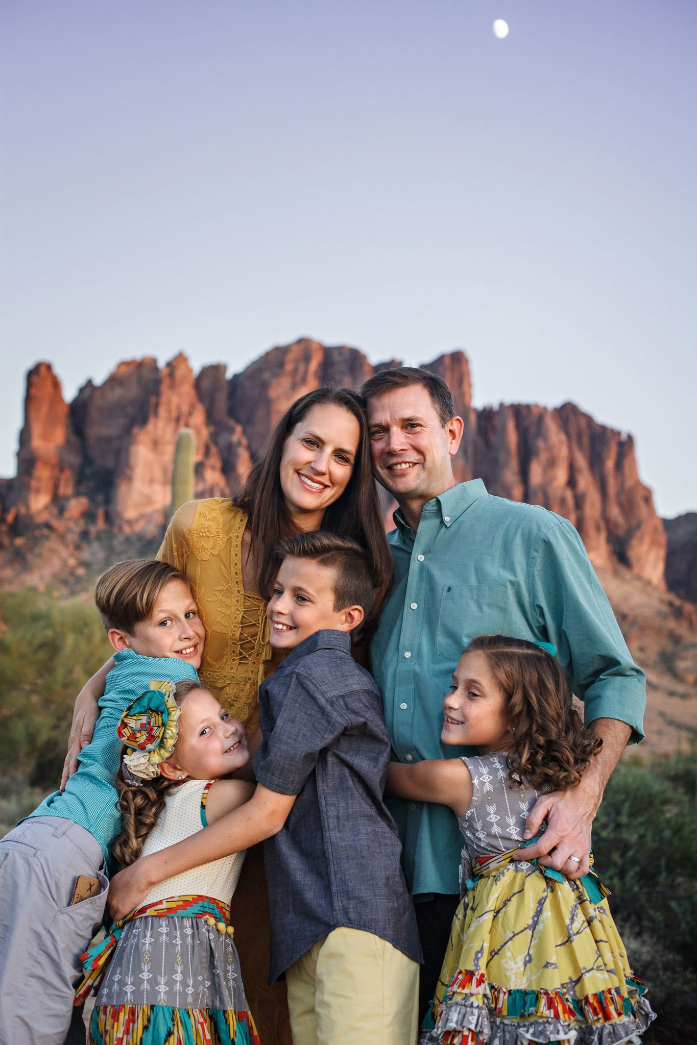 Family photography at Superstition Mountain near Phoenix, AZ
